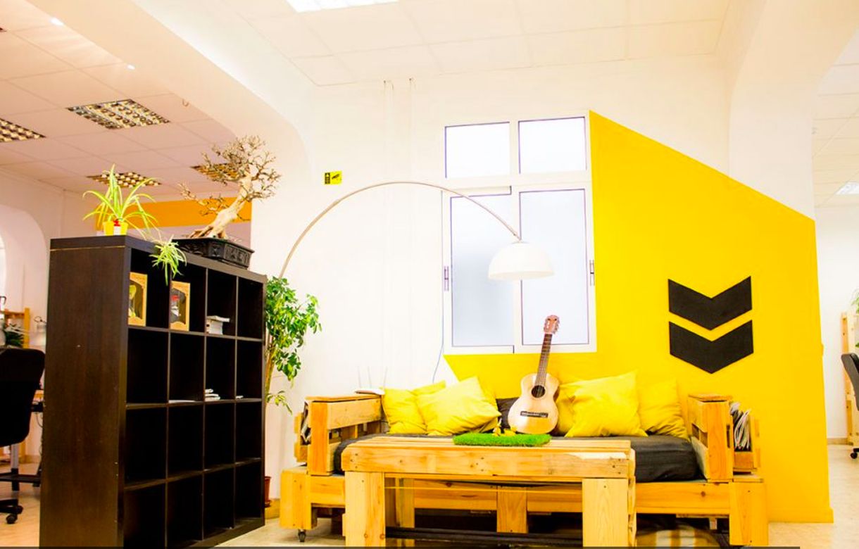 Alquiler oficina compartida Valencia. Alquiler Calle del Moro Zeit, Valencia