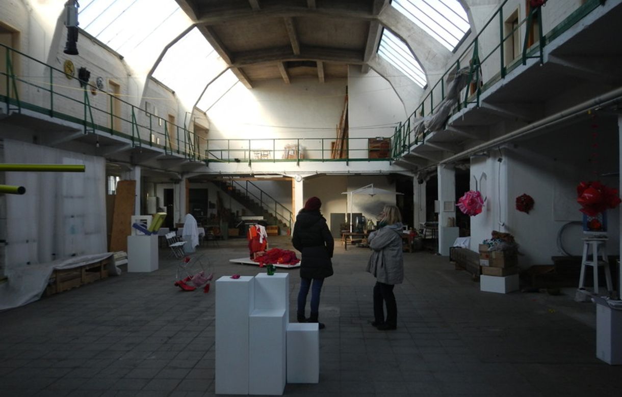 Estudio de arte para compartir y hacer exposiciones en Berlin. Emser Straße 17a 10719 Berlín