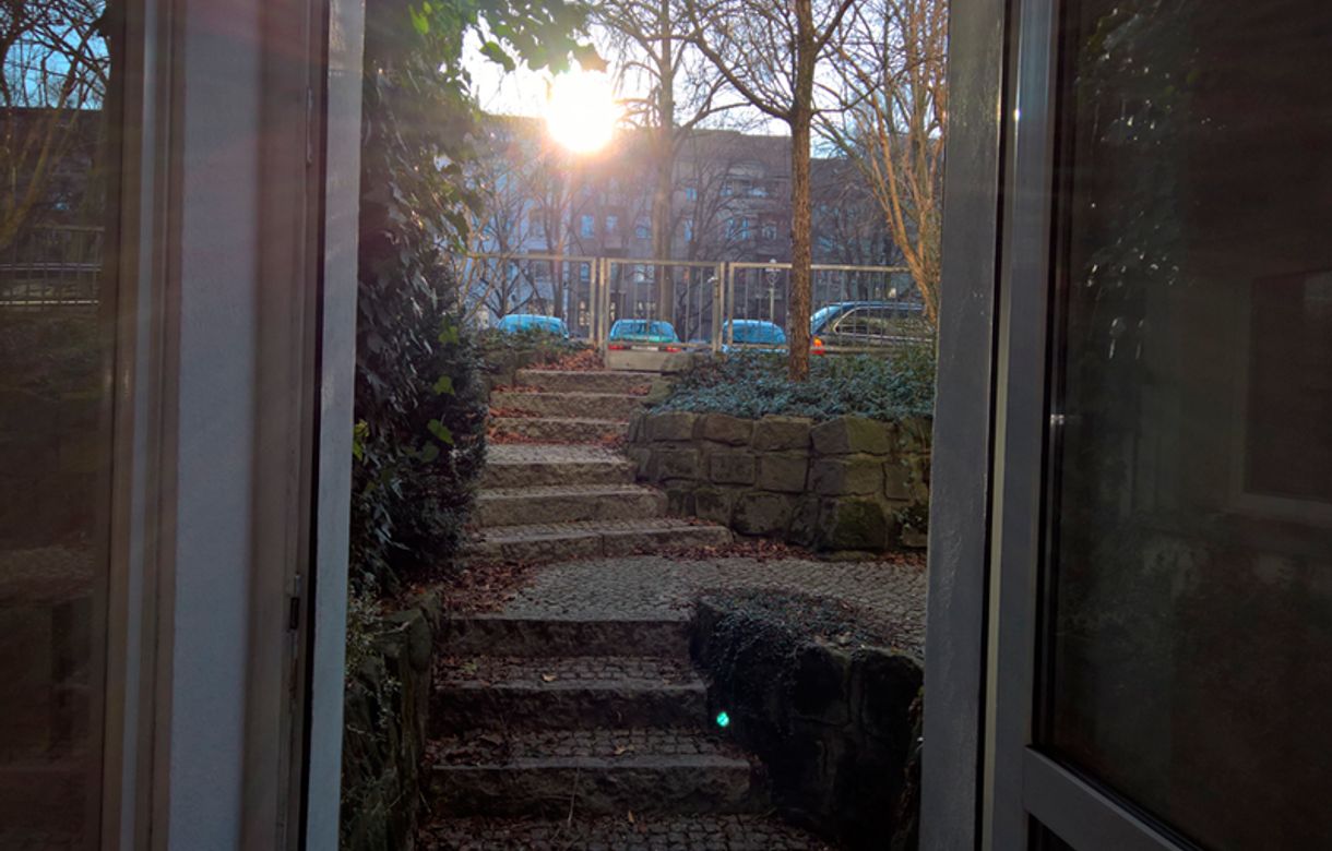 Office Space for Share - Image 4