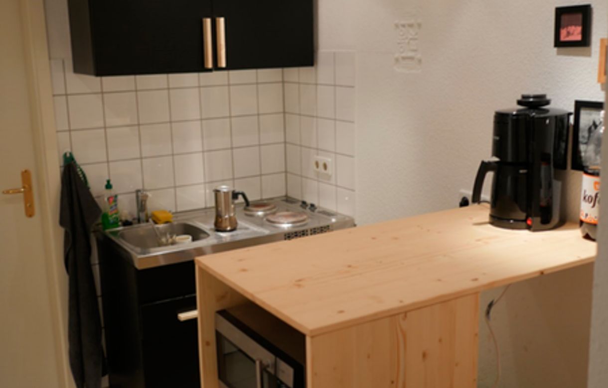 Office Space for Share - Image 6