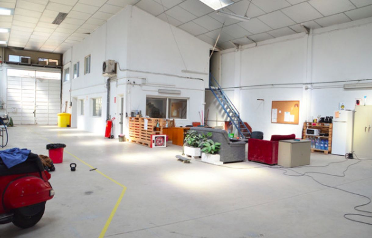 Alquiler de nave industrial en Valencia compartida. Alquiler de nave en Alboraya