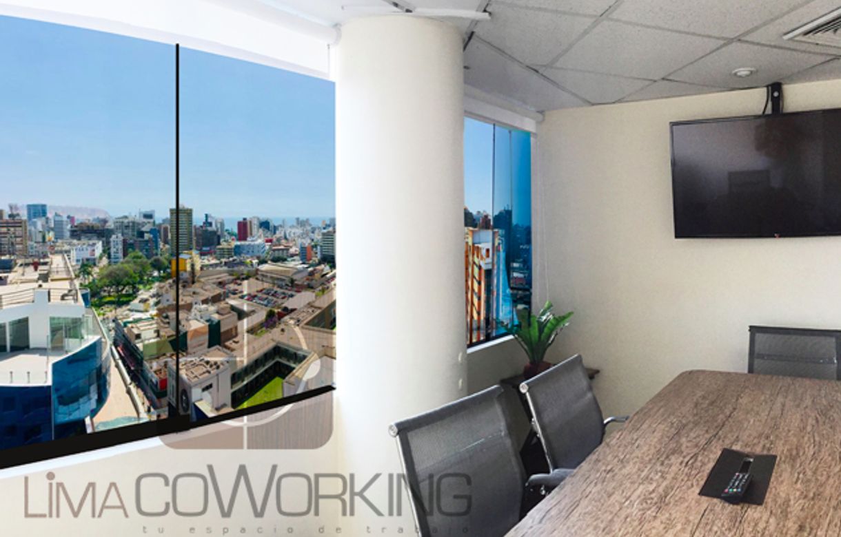 Lima coworking, espacio muy formal para atender a tus clientes y trabajar.