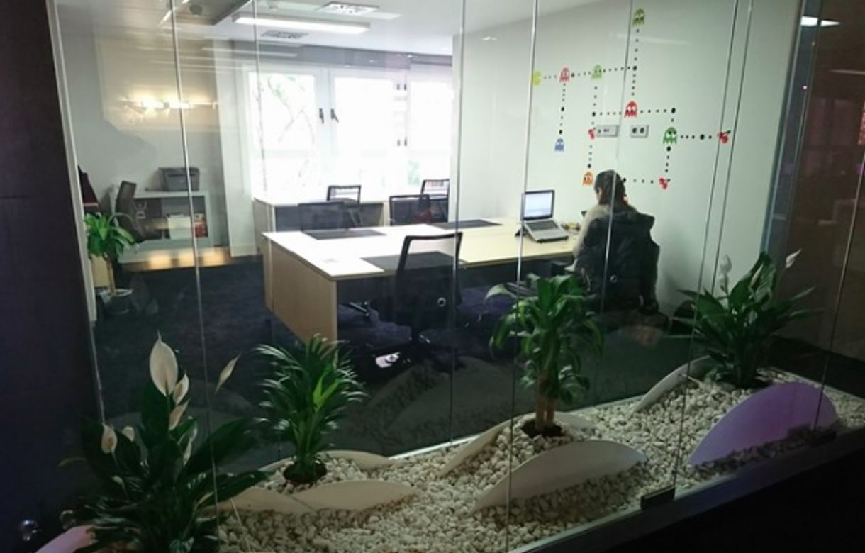 Comparto despacho en Valencia. Alquiler zona de facultats, Valencia