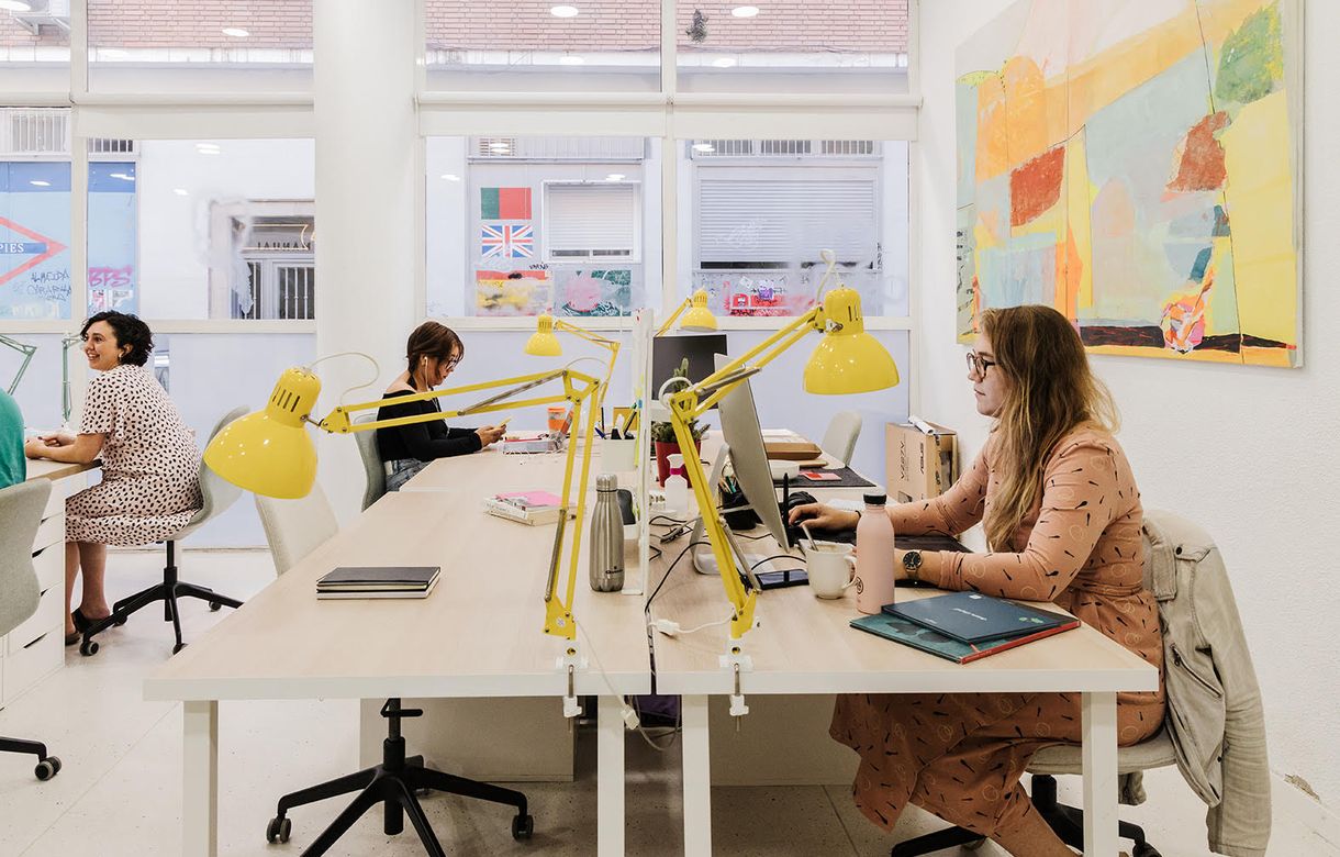 Alquiler estudio Madrid compartido por artistas y artesanos en Lavapiés