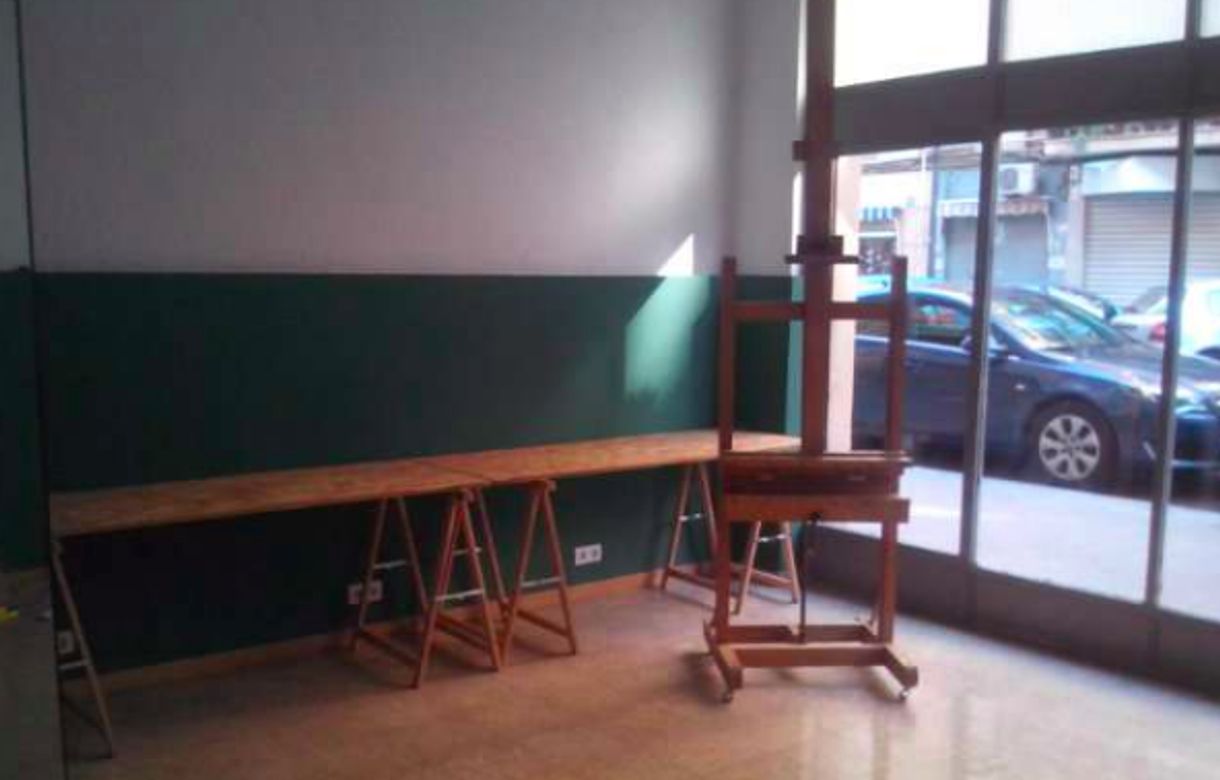 Taller de arte para artistas en Valencia. Alquiler de taller compartido