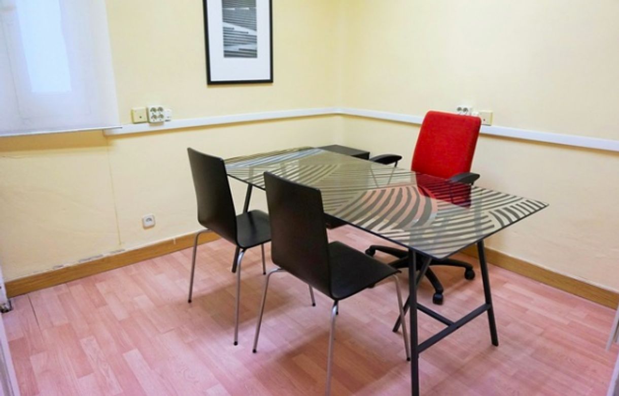 Barrio de Salamanca | Alquiler de oficinas calle del General Díaz Porlier, Madrid