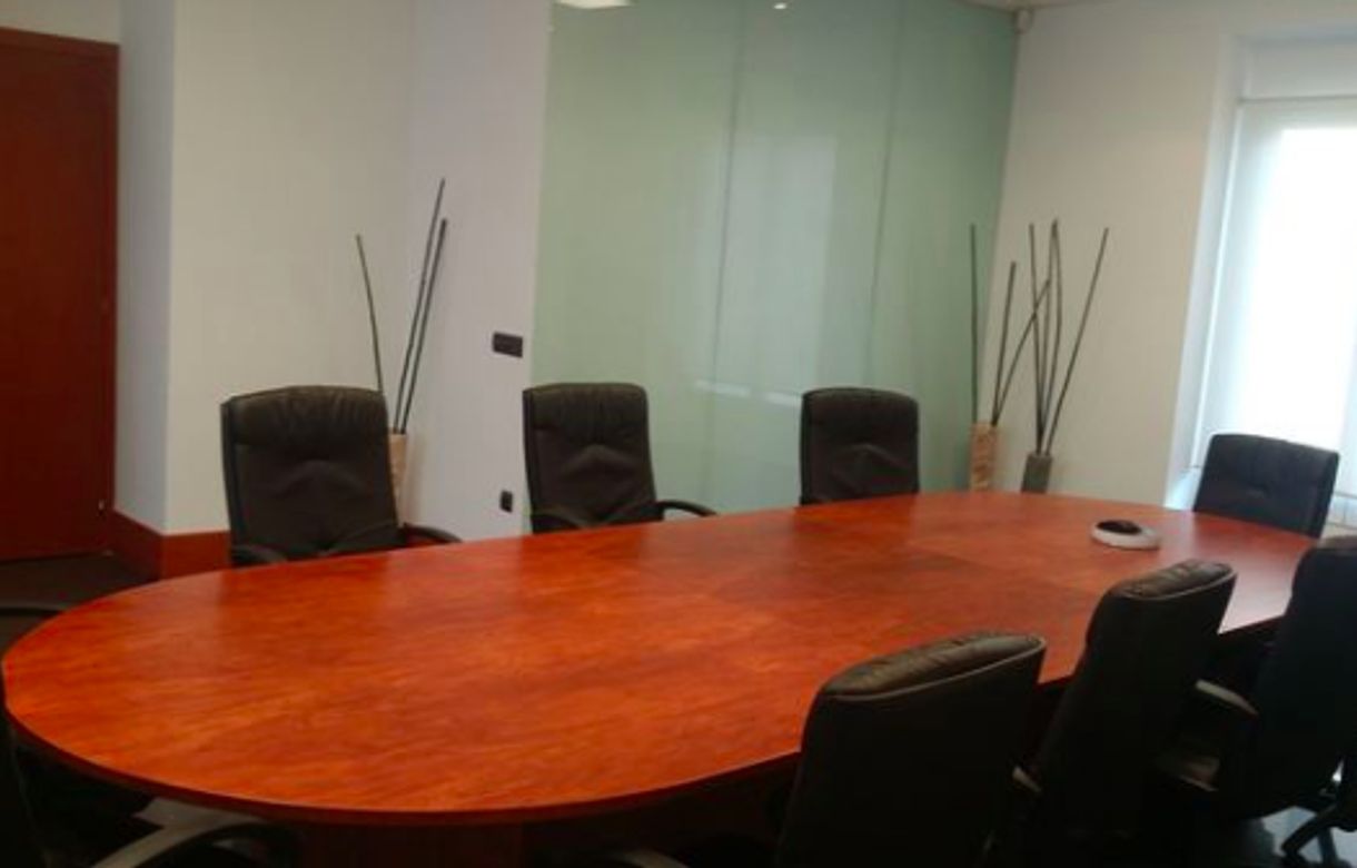 Alquiler Valencia de despachos independientes en la mejor zona de la ciudad