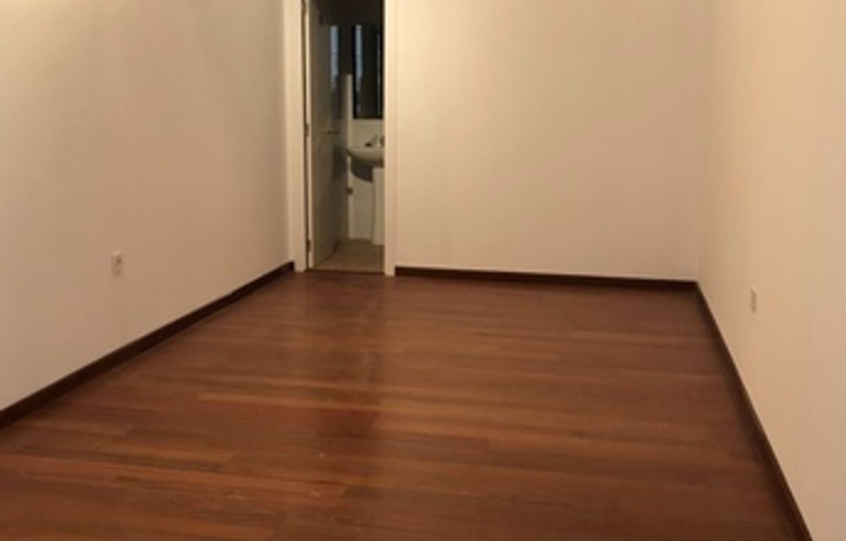 Alquiler de nave en El Puig (Compartida)