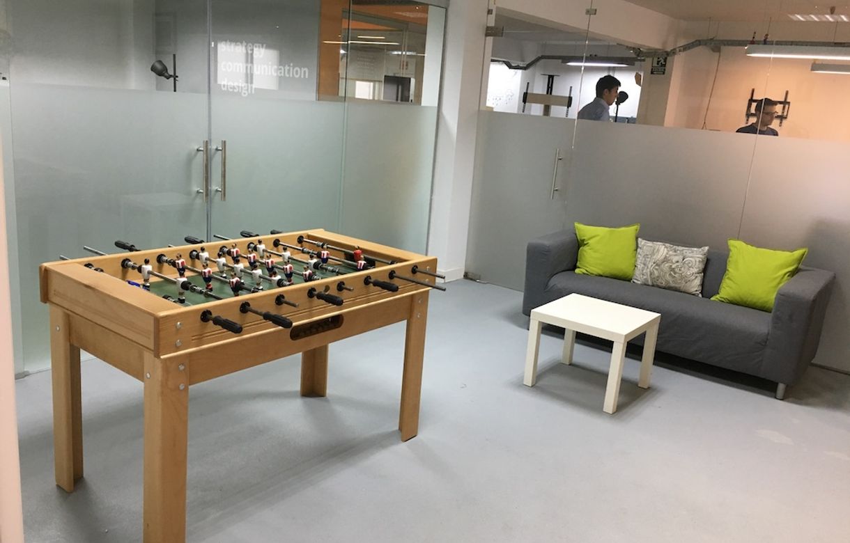 Alquiler en Gran Vía y Callao | Coworking Papaya Group.