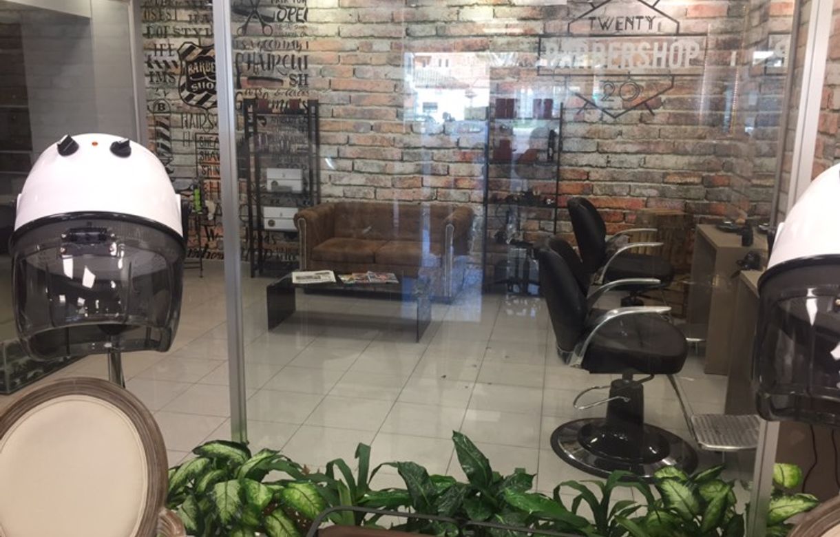 Alquiler de peluquería en Pozuelo de Alarcón | Cabinas estéticas