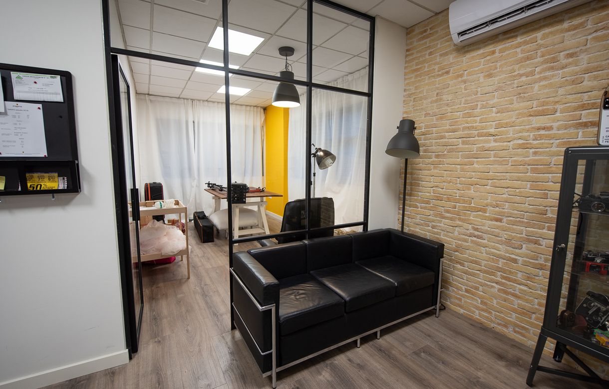 Alquiler en Pozuelo de Alarcón | Estudio fotográfico + Sala de reuniones
