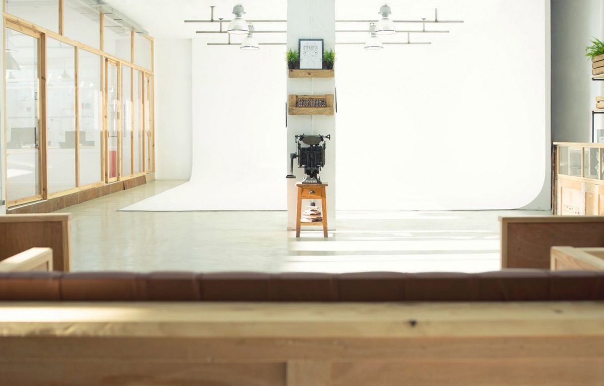 Estudio fotográfico en alquiler para rodajes y sesiones fotográficas