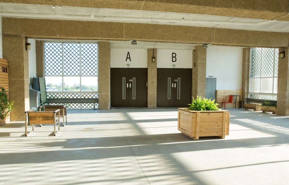 Estudio fotográfico en alquiler para rodajes y sesiones fotográficas