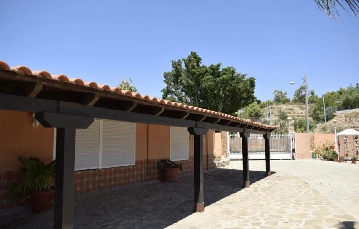 Casa retiros espirituales, yoga, terapias...