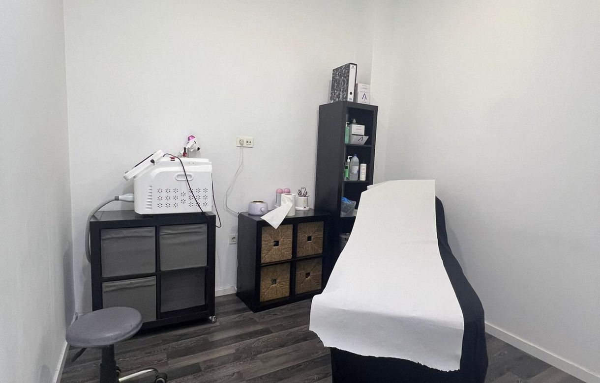 Alquiler peluquería Murcia | Cabina estética