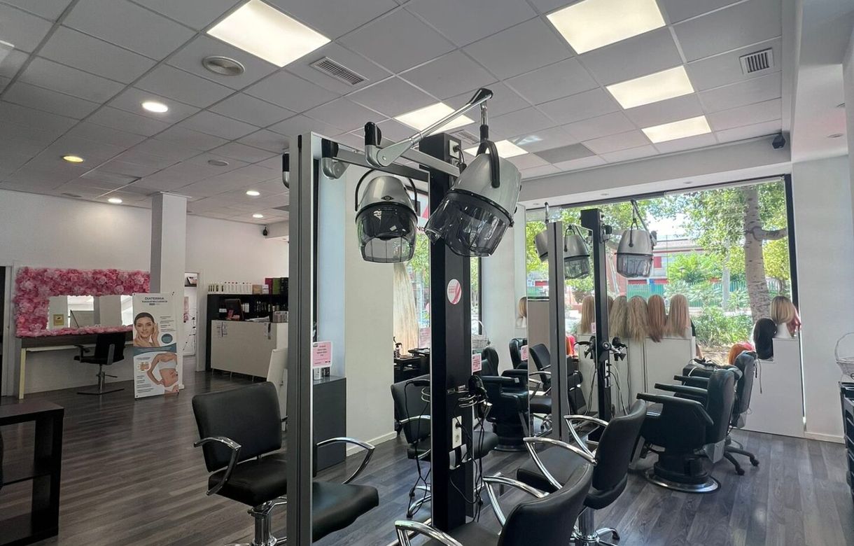 Alquiler peluquería Murcia | Cabina estética
