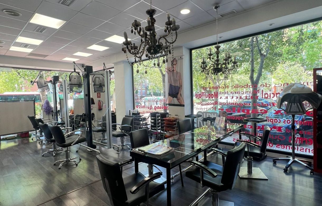 Alquiler peluquería Murcia | Cabina estética