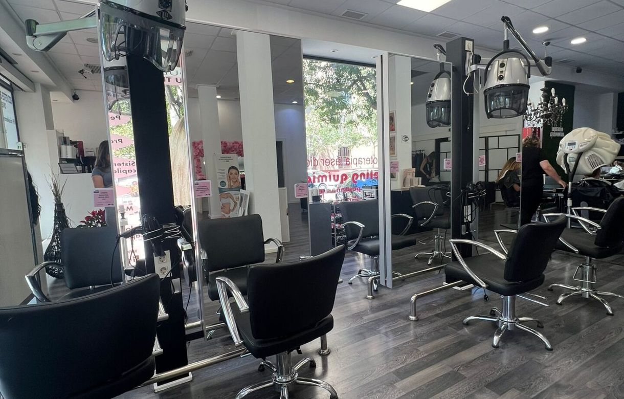 Alquiler peluquería Murcia | Cabina estética