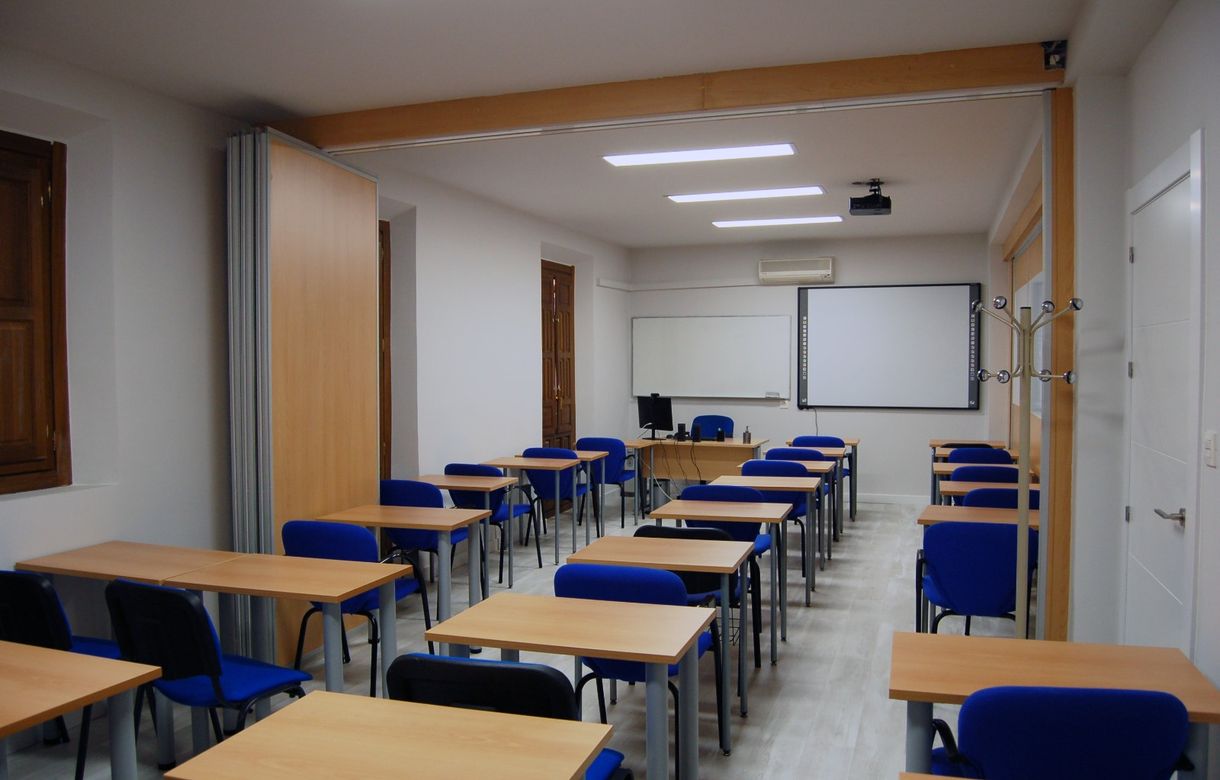 alquiler aulas Granada | ACADEMIA 21 PEPE VERA OPOSICIONES