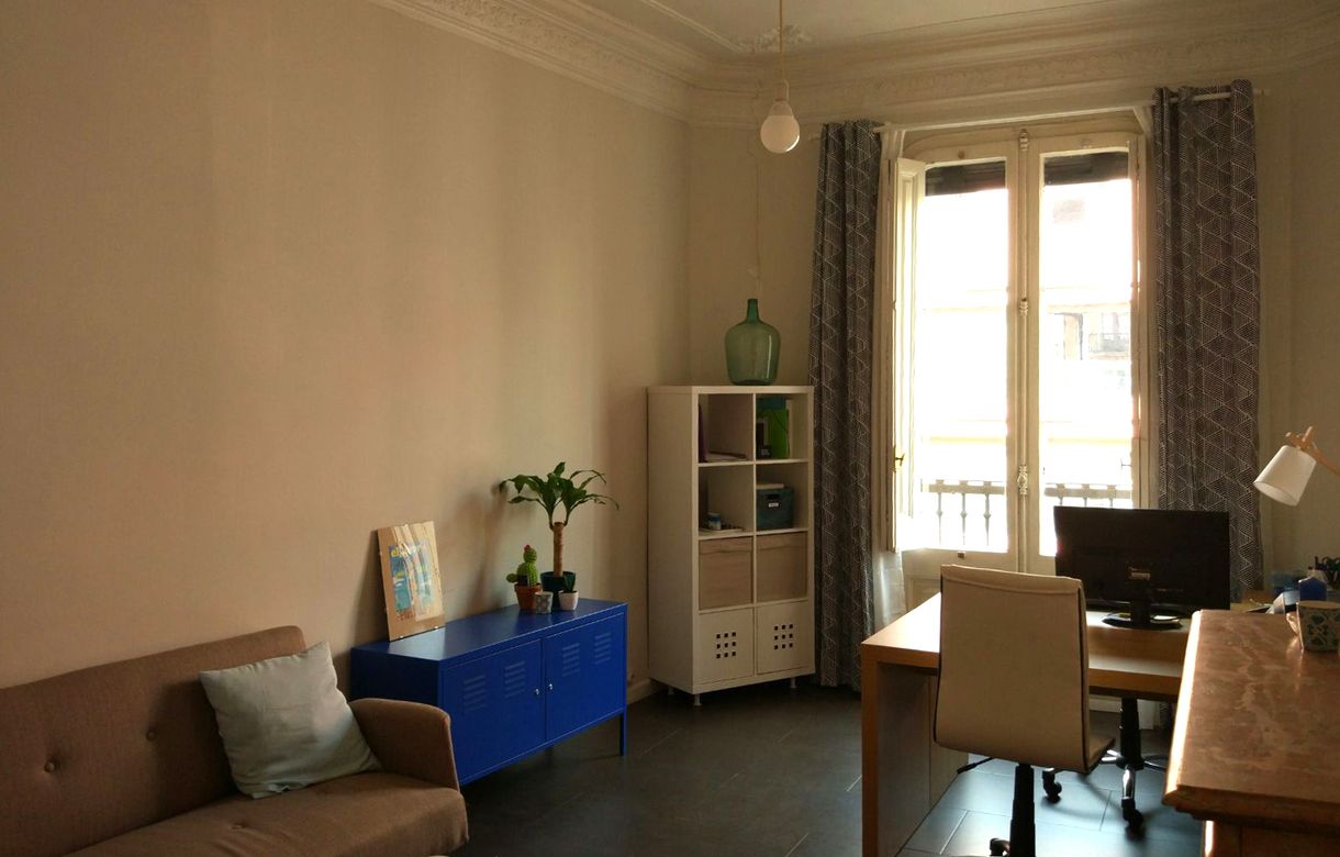 Alquiler en el barrio Gótico de Barcelona | Lloguer de sales independents en estudi compartit al barri gòtic