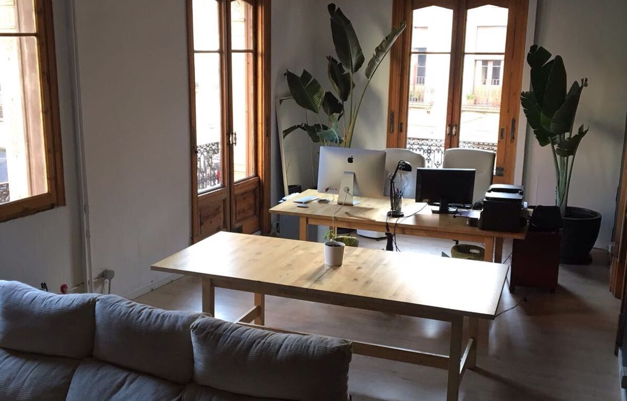 Alquiler oficinas y coworking en pleno centro de Barcelona | Portal del Ángel