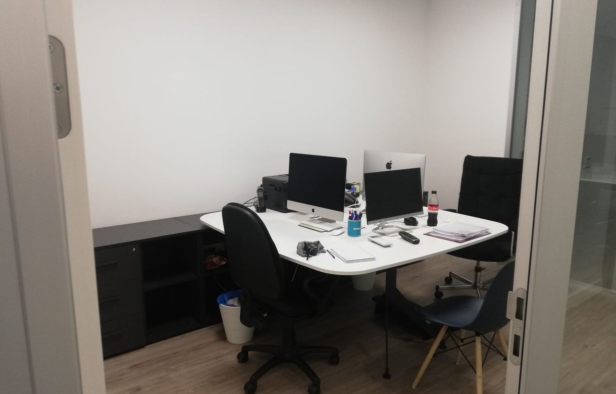 Alquiler Plaza Castilla | Bufete de abogados comparte despacho - oficina