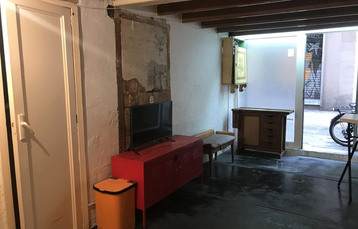 Alquiler en el Gótico de un fantástico espacio de trabajo para compartir