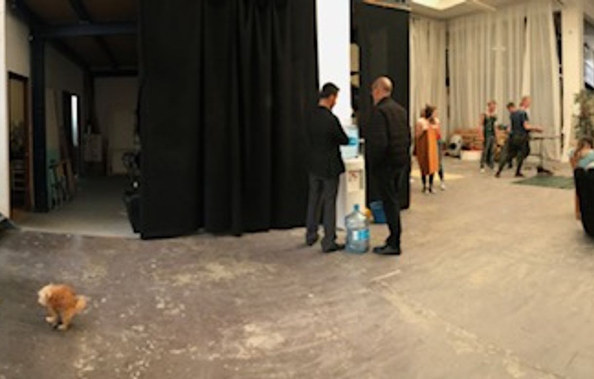 Artistas | Artesanos | Fotógrafos | Coworking multidisciplinar para crear