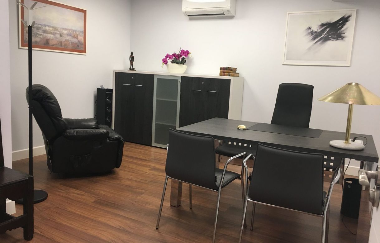 Alquiler oficinas en Madrid | Despachos completamente reformados | Sala para terapias