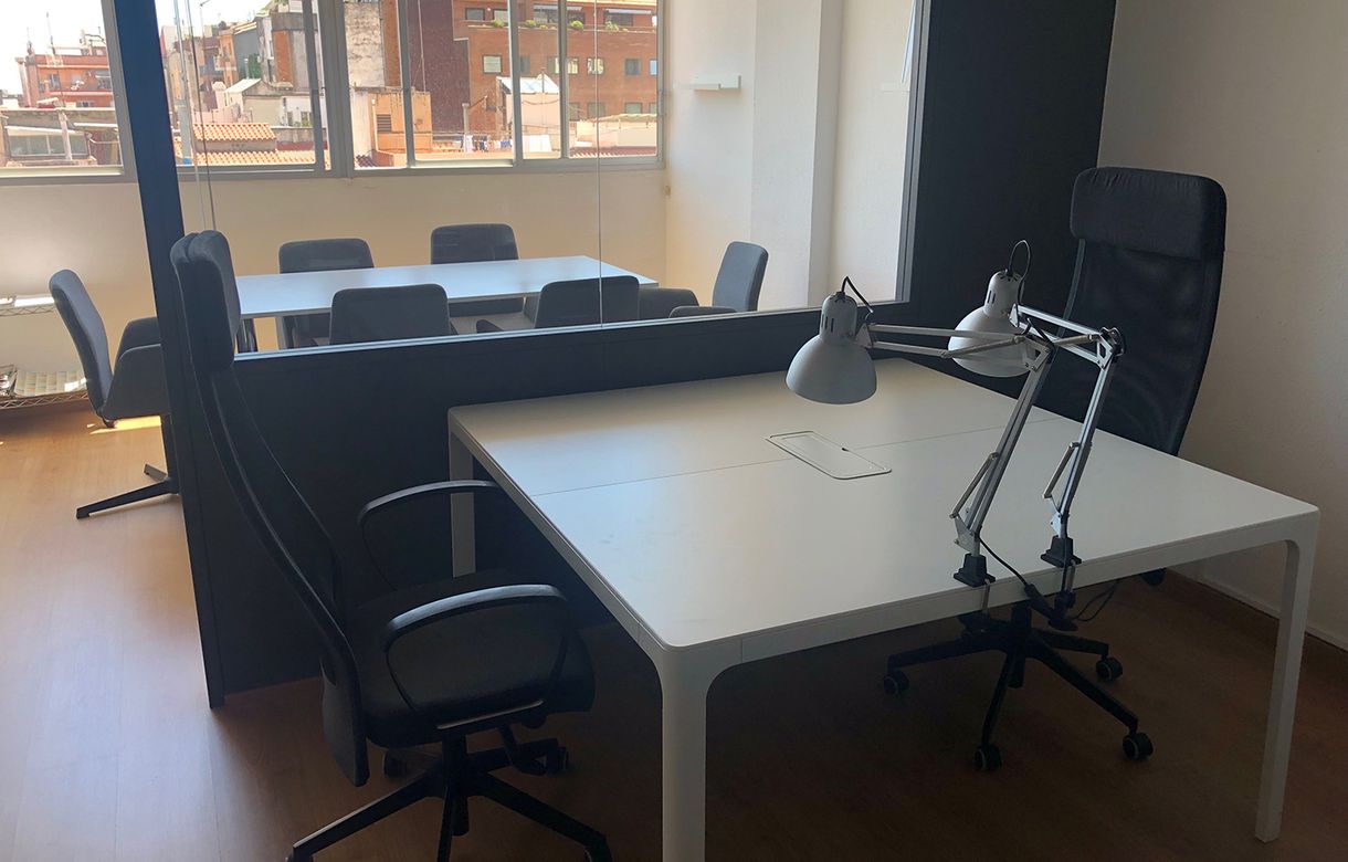 Alquiler de espacio en Barcelona centro dentro de una agencia de publicidad y comunicación