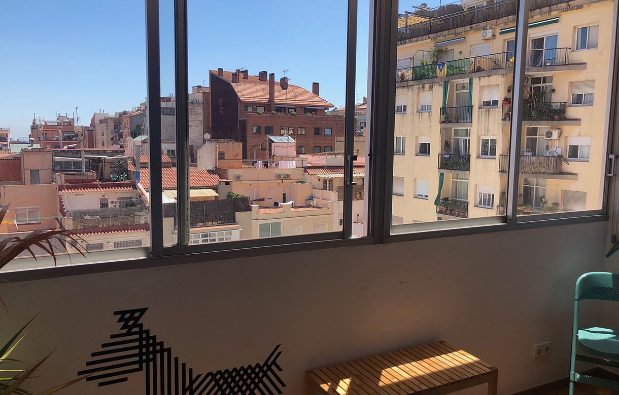 Alquiler de espacio en Barcelona centro dentro de una agencia de publicidad y comunicación