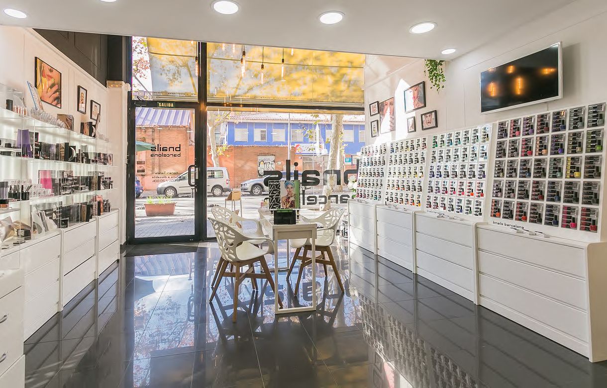 Alquiler salón de belleza | Beauty lounge