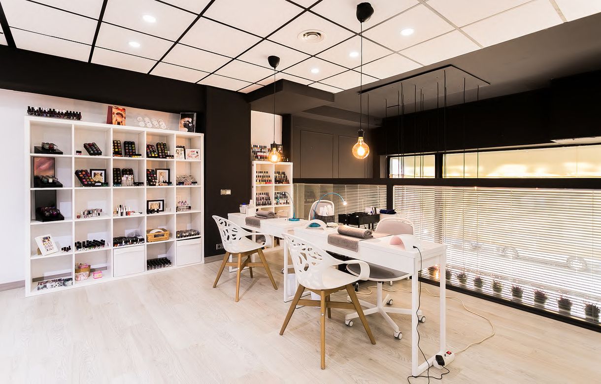 Alquiler salón de belleza | Beauty lounge