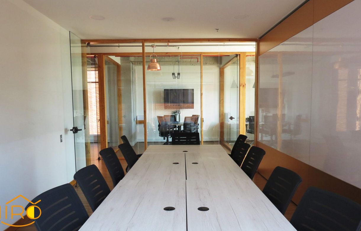 Oficina en alquiler en Bogotá | Espectacular | Cerca del parque de la 93