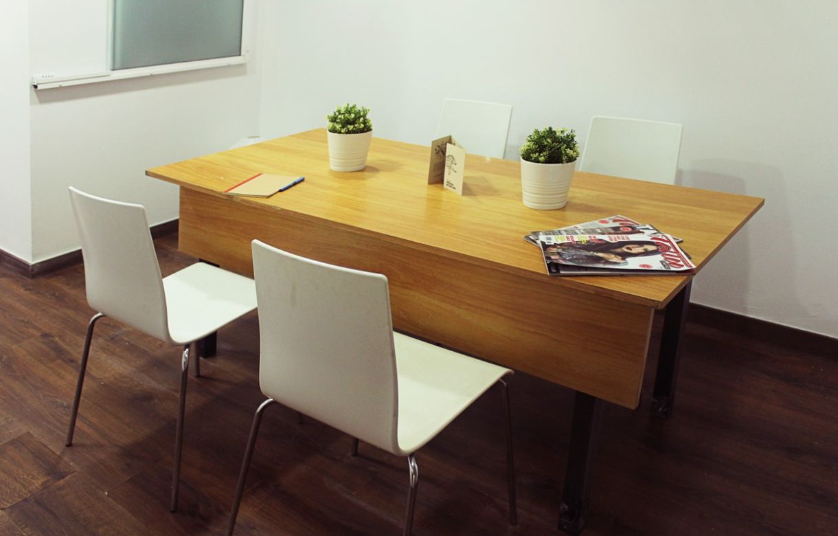 Alquiler de despachos y espacios abiertos junto a la Sagrada Familia