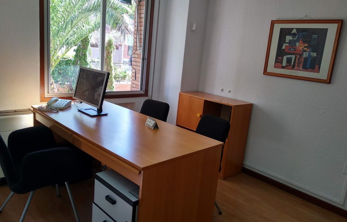 Despacho en centro médico en alquiler para médicos o psicólogos