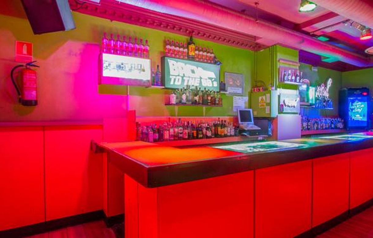 Alquiler de sala para fiestas y eventos | Sala Caravan