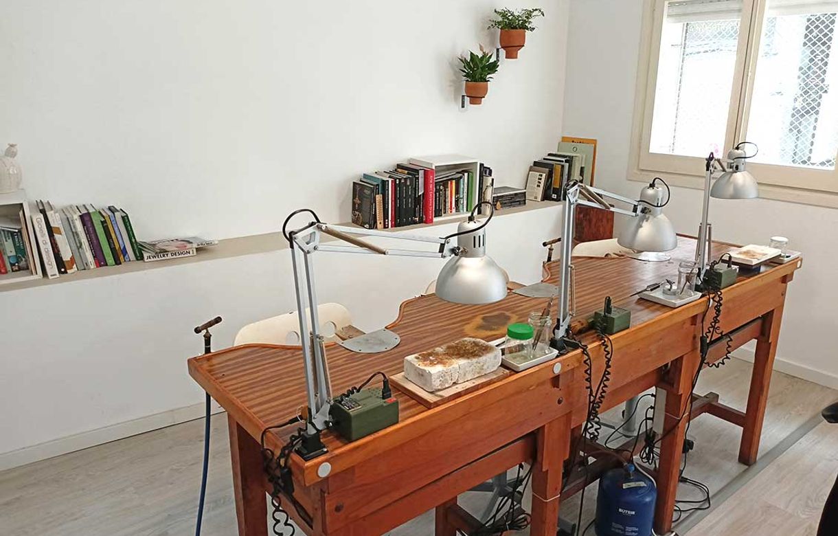 Coworking por horas en taller de joyería