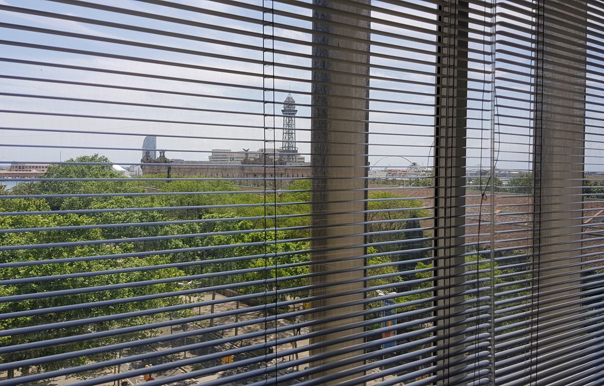 Alquiler de oficina edificio de Colón