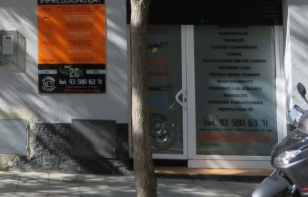 Local en Cerdanyola para artesanos y artistas 80m²