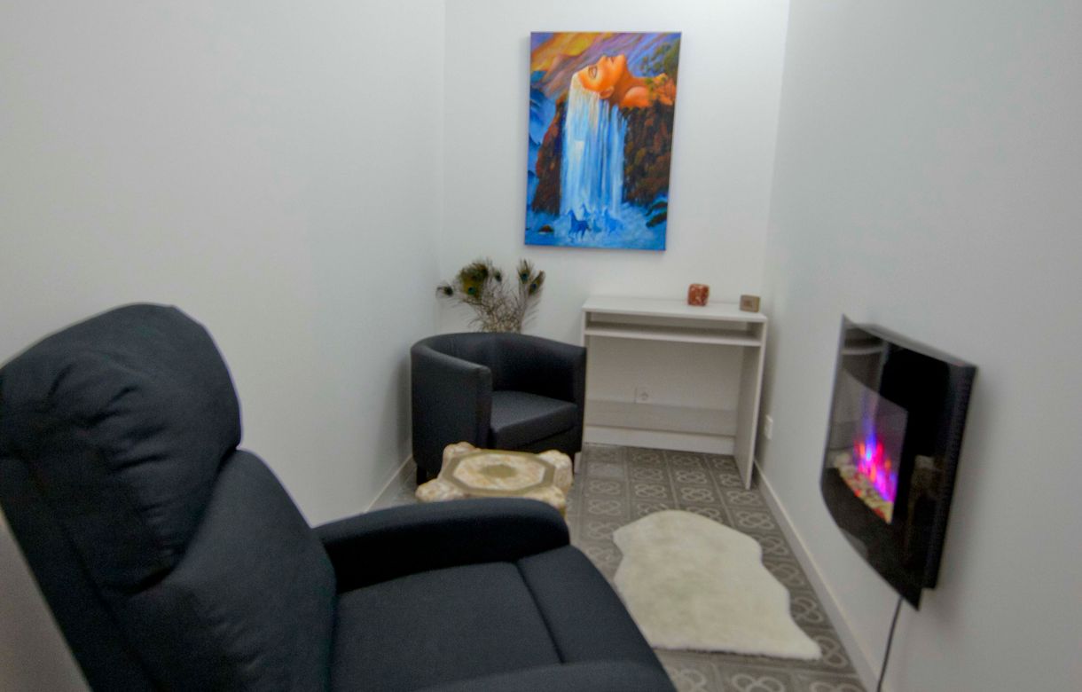 Alquiler salas de yoga, terapias,, regresiones y sala con bañera hidromasaje