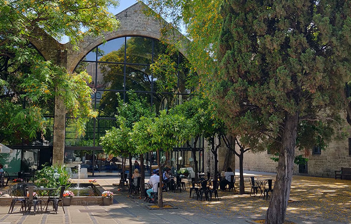 Estudio diseño compartido en el edificio la Torre Colón