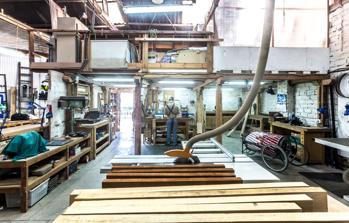 Taller Sevilla | Taller de artesanos  | Hombre de madera