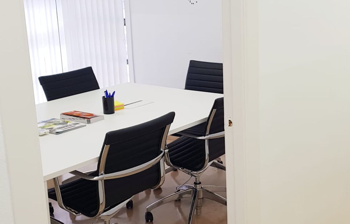 Oficina compartida Poblenou | Coworking Poblenou | Sala de reuniones