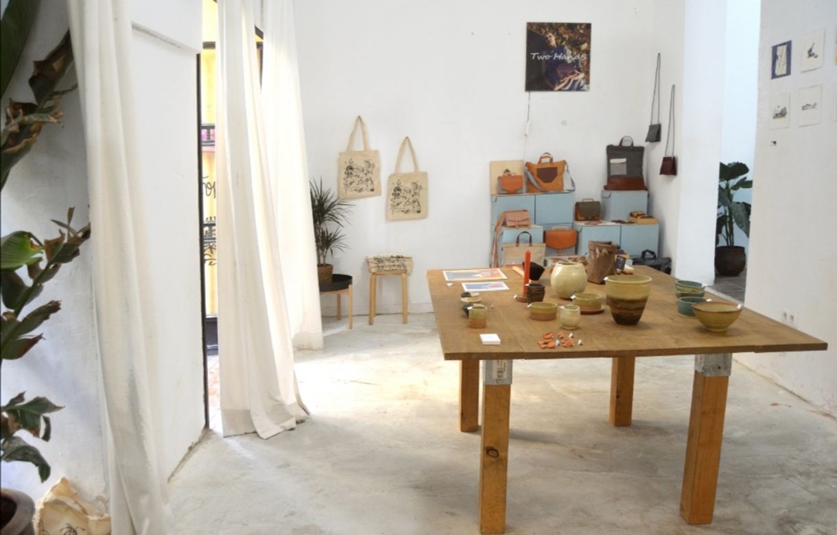 Espacio para artesanos y artistas