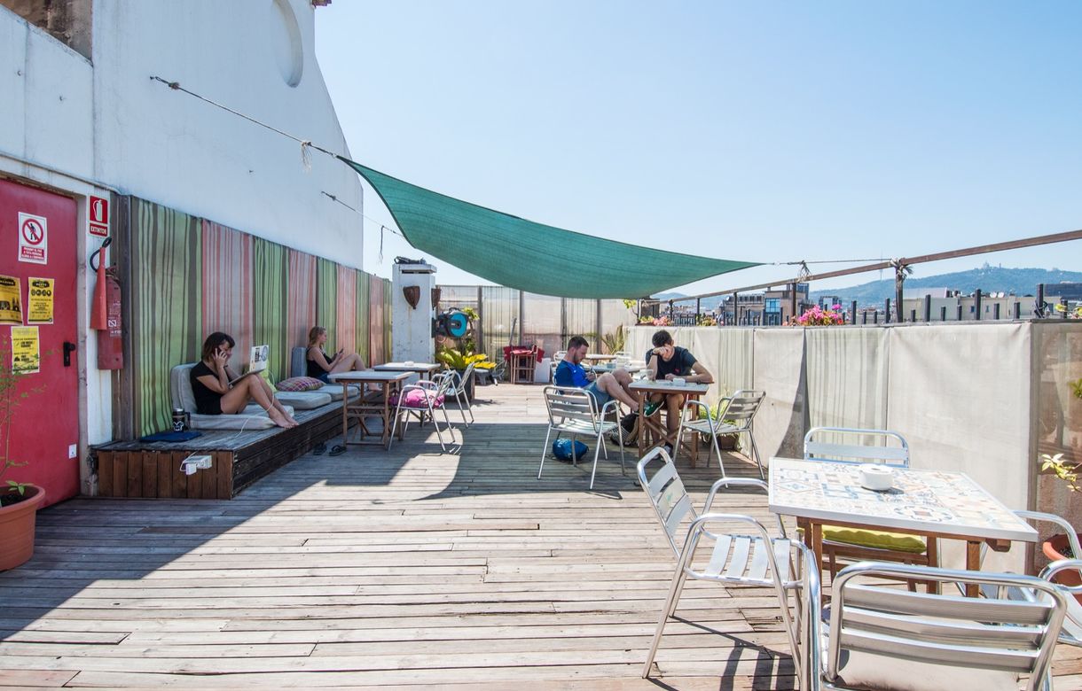Alquiler de locales para fiestas y eventos | Safestay Gallo Loco Terraza