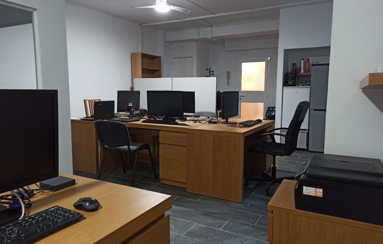 Espacio de trabajo compartido en zona Hospital Clinic