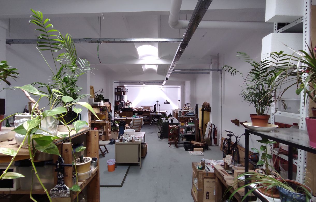 Espacio diáfano en taller compartido en Barcelona