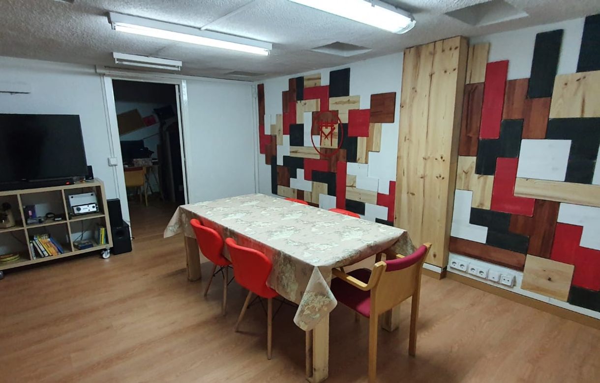 Alquiler oficina - Coworking | Parte inferior con estudio en alquiler