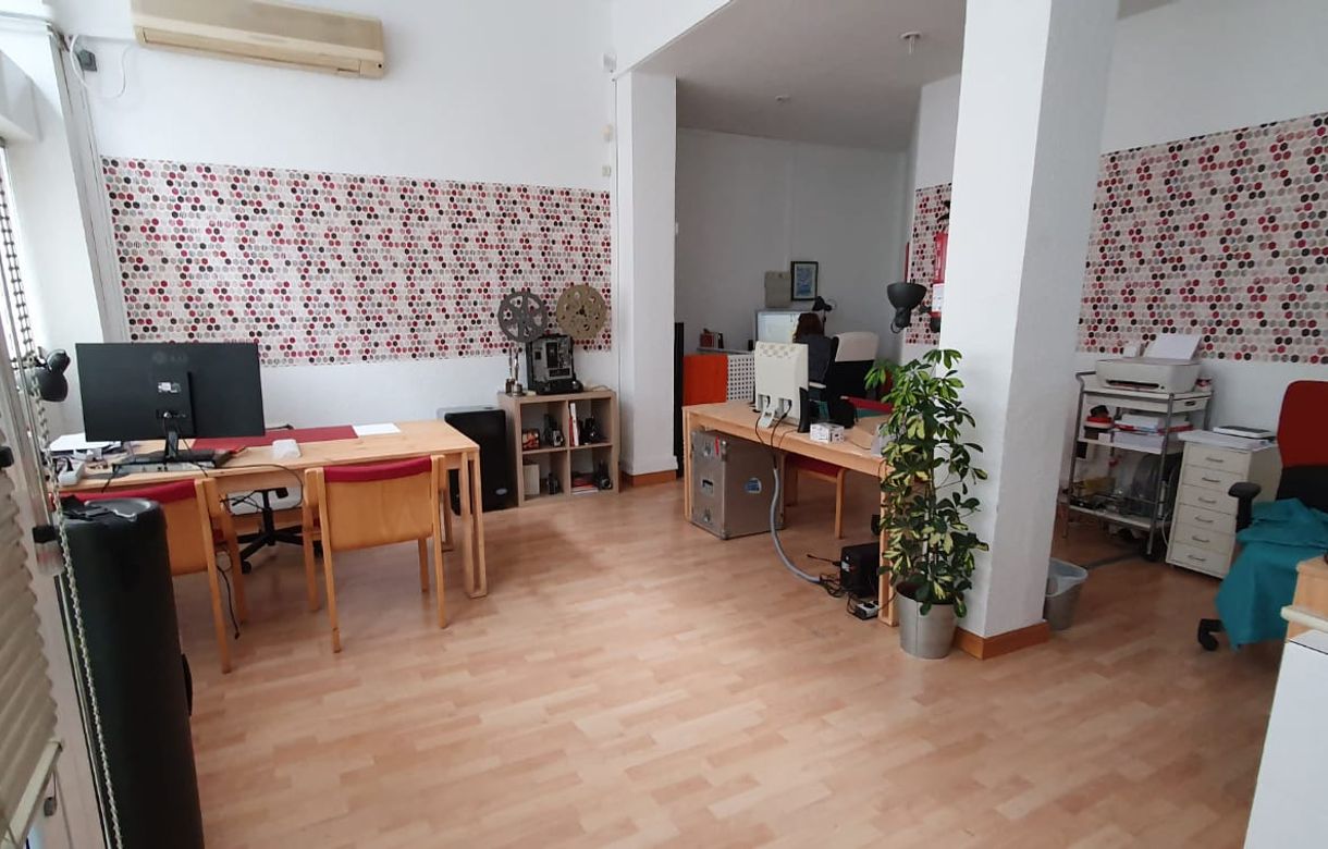 Alquiler oficina - Coworking | Parte inferior con estudio en alquiler